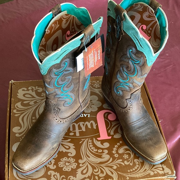 Justin Boots Shoes - Justin ladies boots style SVL7311 size 8 1/2 B